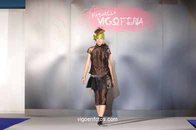 COLECCIÓN DE MODA DE PILAR BELLIDO - PASARELA DE MODA JÓVENES DISEÑADORES 2007 - VIGOFERIA