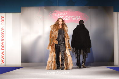 FASHION COLLECTION OF JACOBO CAMPOS - RUNWAY FASHION OF YOUNG FASHION DESIGNER 2007 - VIGOFERIA