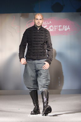 COLECCIÓN DE MODA DE JACOBO CAMPOS - PASARELA DE MODA JÓVENES DISEÑADORES 2007 - VIGOFERIA