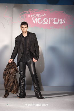 COLECCIÓN DE MODA DE JACOBO CAMPOS - PASARELA DE MODA JÓVENES DISEÑADORES 2007 - VIGOFERIA