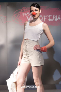 FASHION COLLECTION OF TESSA PUJADAS - RUNWAY FASHION OF YOUNG FASHION DESIGNER 2007 - VIGOFERIA