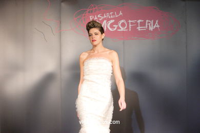 FASHION COLLECTION OF LOLES PEÑALBA - RUNWAY FASHION OF YOUNG FASHION DESIGNER 2007 - VIGOFERIA