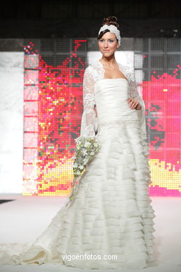 NOIVAS. SPOSA NOIVAS 2010. VESTIDOS DE NOIVA. PROTOCOLO NOIVOS. VIGOBODAS