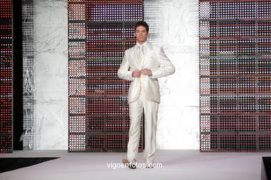 NOIVAS. SPOSA NOIVAS 2010. VESTIDOS DE NOIVA. PROTOCOLO NOIVOS. VIGOBODAS