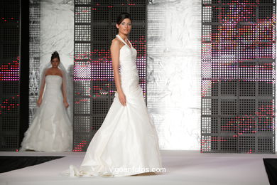 NOVIAS. VIA NOVIA 2010. VESTIDOS DE NOVIA.