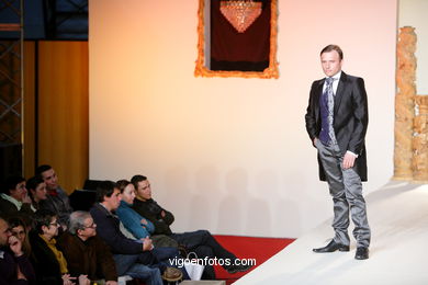 TRAJES DE NOVIO BOXER. MODA HOMBRE 2011. VIGOBODAS