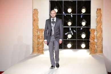 TRAJES DE NOVIO BOXER. MODA HOMBRE 2011. VIGOBODAS