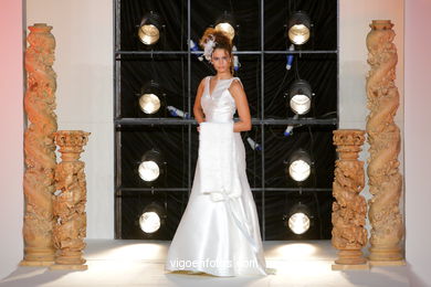 WEDDING DRESSES. COLLECTION 2011. RUNWAY FASHION