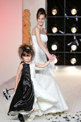 WEDDING DRESSES. COLLECTION 2011. RUNWAY FASHION