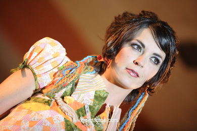 BERNA DIAZ - KAMIKASE. PASARELA DE MODA JÓVENES DISEÑADORES 2006 - VIGOFERIA