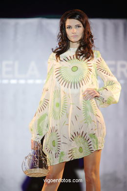 HIGINIO MATEU UBEDA - MIENTRAS TANTO EN OTRO LUGAR. RUNWAY FASHION OF YOUNG FASHION DESIGNER 2006