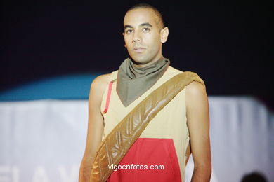 OLALLA NOVOA - PUESTA A PUNTO. RUNWAY FASHION OF YOUNG FASHION DESIGNER 2006