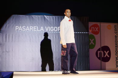 GRUPO ZALDUMBIDE - LATITUD NORTE. PASARELA DE MODA JÓVENES DISEÑADORES 2006 - VIGOFERIA