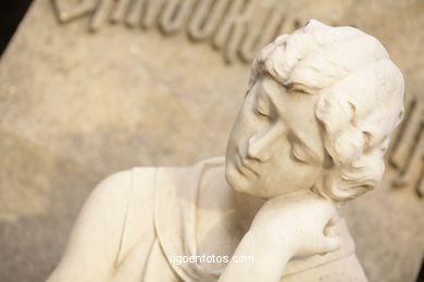 CEMENTERY OF PEREIRÓ. SCULPTURES AND SCULPTORS. VIGO