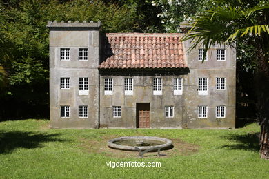 NATUREZA CON ARTE. EXPOSICIÓN DE ESCULTURA JARDÍNS PAZO QUIÑONES DE LEÓN (CASTRELOS) VIGO. 