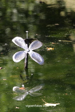 NATUREZA CON ARTE. EXPOSICIÓN DE ESCULTURA JARDÍNS PAZO QUIÑONES DE LEÓN (CASTRELOS) VIGO. 
