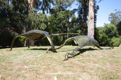 NATUREZA CON ARTE. EXPOSICIÓN DE ESCULTURA JARDÍNS PAZO QUIÑONES DE LEÓN (CASTRELOS) VIGO. 