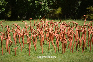 NATURALEZA CON ARTE. EXPOSICIÓN DE ESCULTURA JARDINES PAZO QUIÑONES DE LEÓN (CASTRELOS) VIGO. NATUREZA CON ARTE.