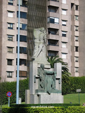 ESCULTURAS  DE ASOREY. ESCULTURAS E ESCULTORES. VIGO