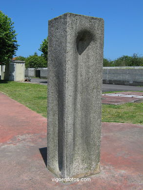 ESCULTURA PÚBLICA NÃO FIGURATIVA (1980-S.XXI). ESCULTURAS E ESCULTORES. VIGO