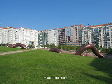 ESCULTURA PLAZA DA MIÑOCA. ESCULTURAS PÚBLICAS CONTEMPORÁNEAS (1970-S.XXI). ESCULTURAS Y ESCULTORES. VIGO