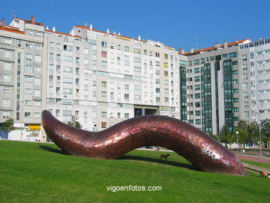 ESCULTURA PLAZA DA MIÑOCA. ESCULTURAS PÚBLICAS CONTEMPORÁNEAS (1970-S.XXI). ESCULTURAS Y ESCULTORES. VIGO