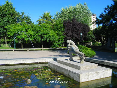 ESCULTURAS PÚBLICAS CONTEMPORÂNEAS (1970-S.XXI). ESCULTURAS E ESCULTORES. VIGO