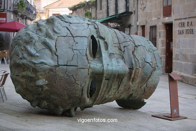 SCULPTURES DE IGOR MITORAJ. SCULPTURES AND SCULPTORS. VIGO