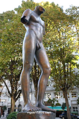 SCULPTURES DE IGOR MITORAJ. SCULPTURES AND SCULPTORS. VIGO