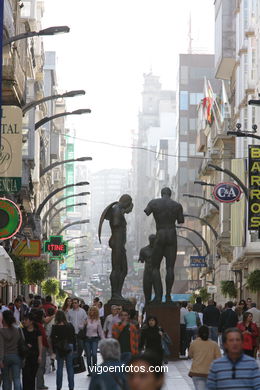 ESCULTURAS DE IGOR MITORAJ. ESCULTURAS E ESCULTORES. VIGO