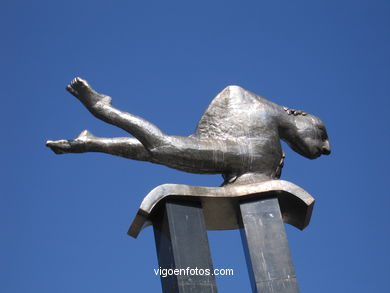 O SIRENO. ESCULTURAS E ESCULTORES. FRANCISCO LEIRO. VIGO