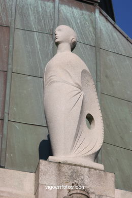 ESCULTURAS DE BUCIÑOS . ESCULTURAS Y ESCULTORES. VIGO