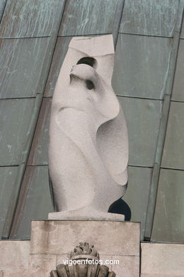 ESCULTURAS DE BUCIÑOS . ESCULTURAS Y ESCULTORES. VIGO