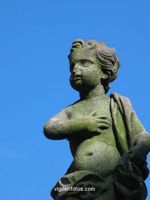 NEPTUNE FOUNTAIN AND ANGEL'S FOUNTAIN. SCULPTURES AND SCULPTORS. VIGO