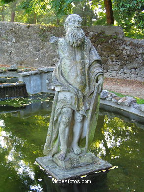 A FONTE DE NEPTUNO E DO ANGELOTE. ESCULTURAS E ESCULTORES. VIGO