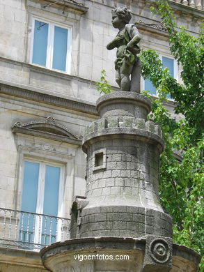 LA FUENTE DE NEPTUNO Y DEL ANGELOTE. ESCULTURAS Y ESCULTORES. VIGO