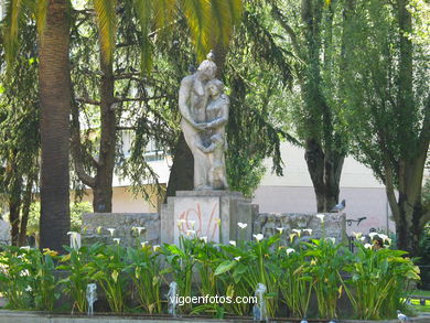 SCULPTURES OF NOGUERIA. SCULPTURES AND SCULPTORS. VIGO