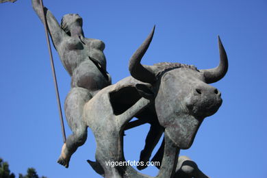 MONUMENTO A EUROPA. ESCULTURAS E ESCULTORES. VIGO