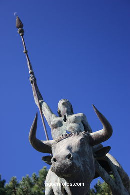 MONUMENT TO EUROPE. SCULPTURES AND SCULPTORS. VIGO