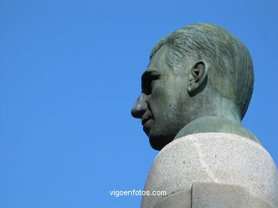 ESCULTURA CLÁSSICA EM VIGO. ESCULTURAS E ESCULTORES. VIGO