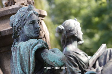 MONUMENT TO ELDUAYEN. SCULPTURES AND SCULPTORS. VIGO