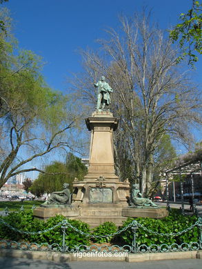 MONUMENTO A ELDUAYEN. ESCULTURAS E ESCULTORES. VIGO