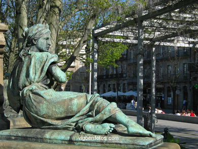 MONUMENT TO ELDUAYEN. SCULPTURES AND SCULPTORS. VIGO