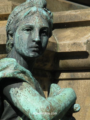 MONUMENTO A ELDUAYEN. ESCULTURAS Y ESCULTORES. VIGO