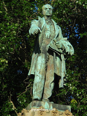 MONUMENT TO ELDUAYEN. SCULPTURES AND SCULPTORS. VIGO