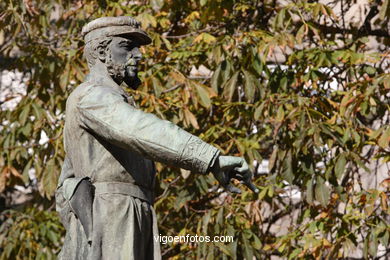 MONUMENTO A MÉNDEZ NÚÑEZ. ESCULTURAS E ESCULTORES. VIGO