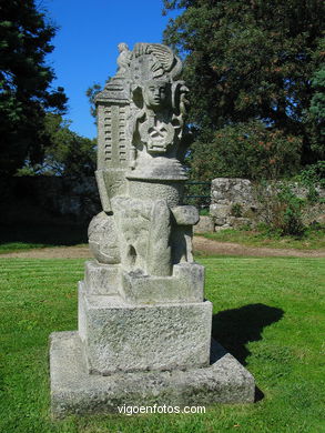 ESCULTURAS DE SILVINO SILVA. ESCULTURAS E ESCULTORES. VIGO