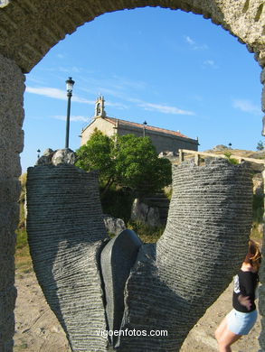 ESCULTURA ABSTRACTA CONTEMPORÁNEA. MONTE ALBA (1999). ESCULTURAS Y ESCULTORES. VIGO