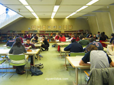 BIBLIOTECA NOVACAIXAGALICIA  (CAIXANOVA)