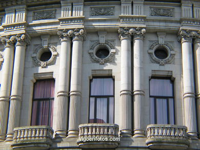 EDIFICIO TEATRO GARCÍA BARBÓN - ANTONIO PALACIOS